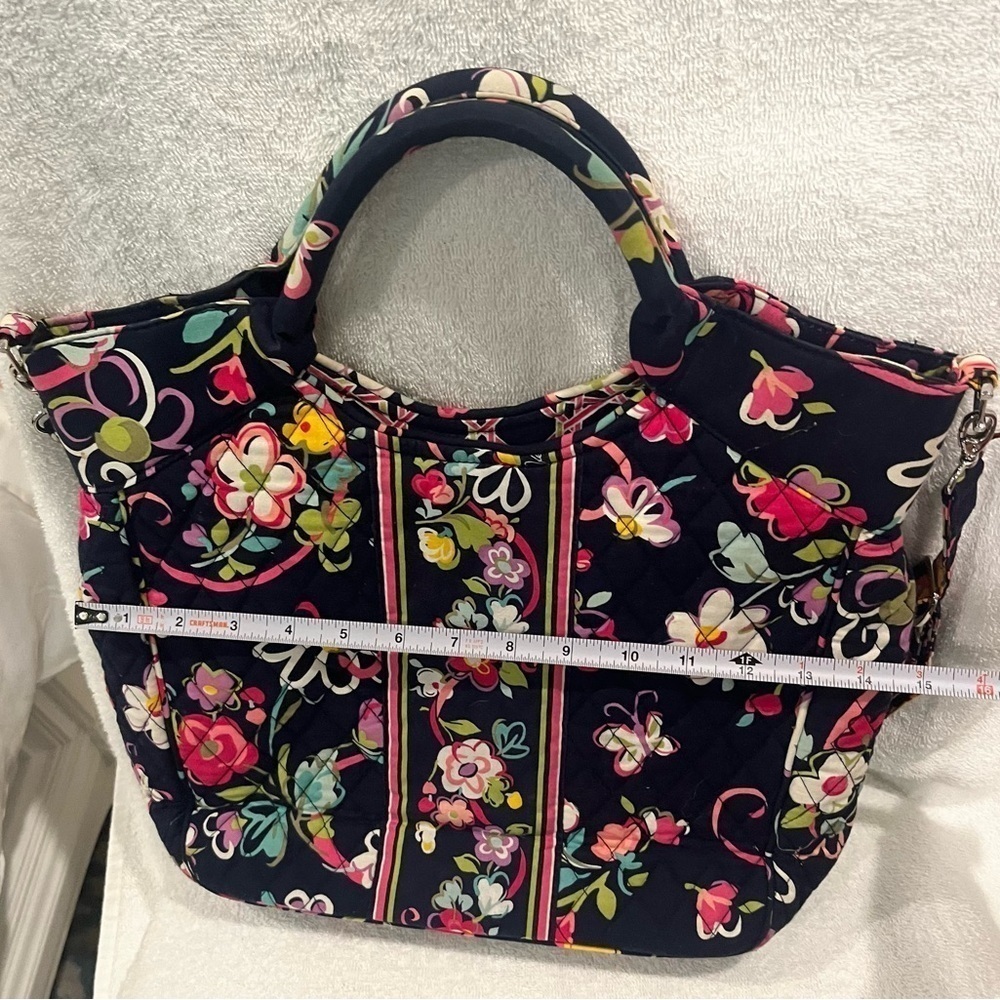 Vera Bradley ribbons magnetic closure purse - Picture 2 of 10